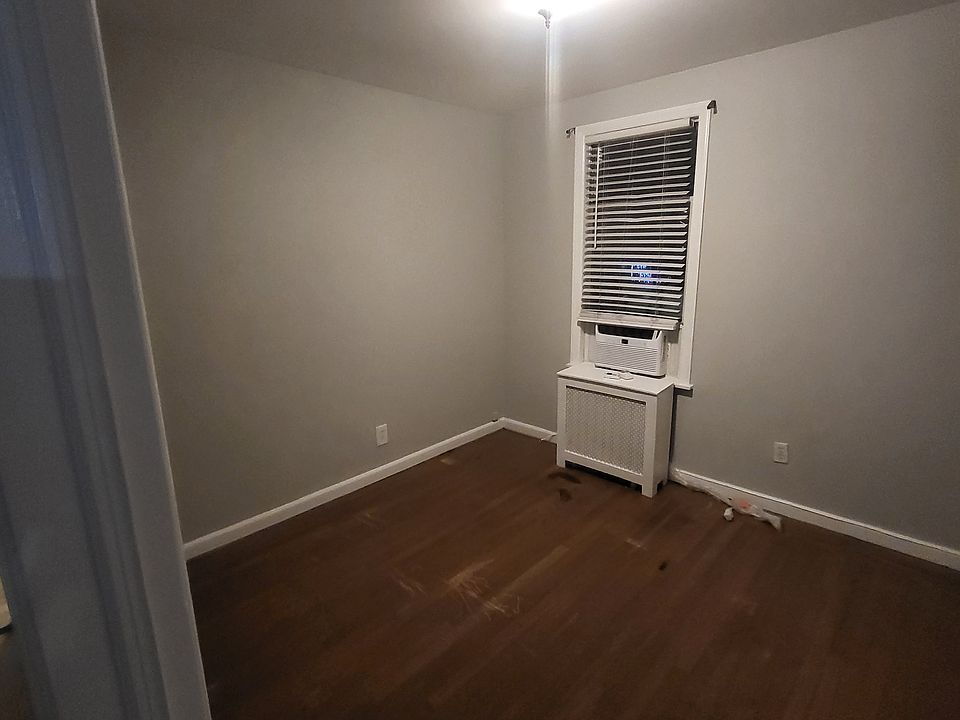 1st image of 39 Woodlawn Ave #2