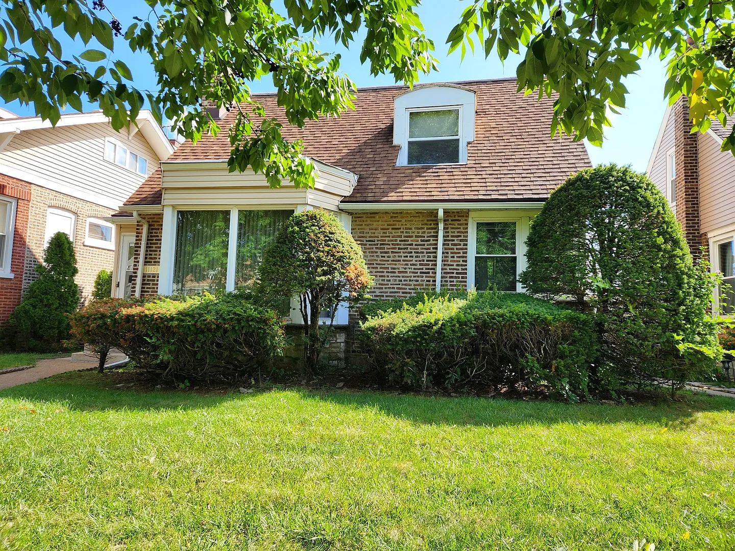 11121 S Avenue M photo 1