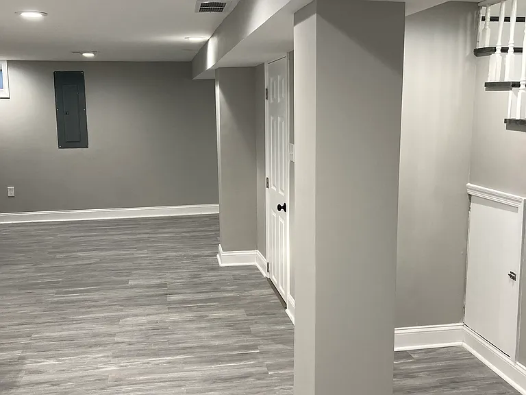 1220 Edison Hwy — Photo 8