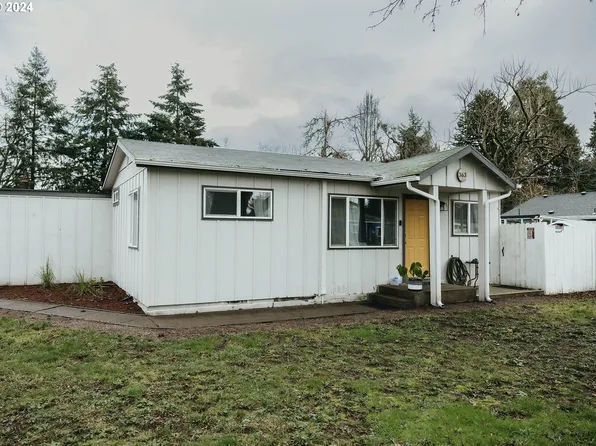 363 57th St, Springfield, OR 97478
