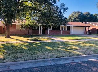 608 SW 14th St, Seminole, TX 79360