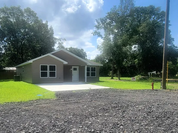 47 Cedar Hill Ct, Defuniak Springs, FL 32433