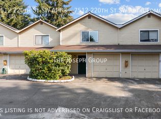 7512 220th St SW #3, Edmonds, WA 98026