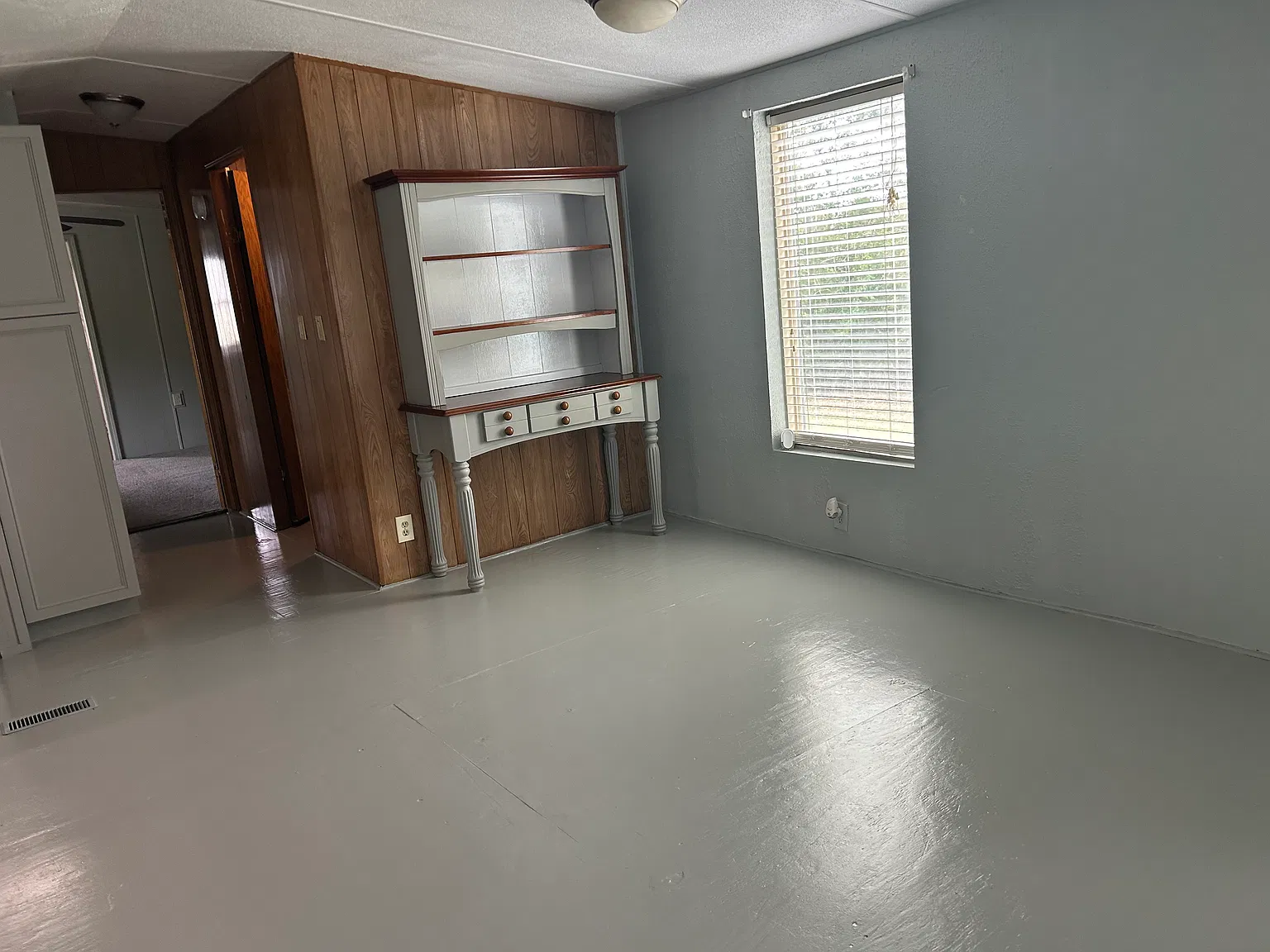 3 bed, 1216 sqft, $1,660 — Photo 4