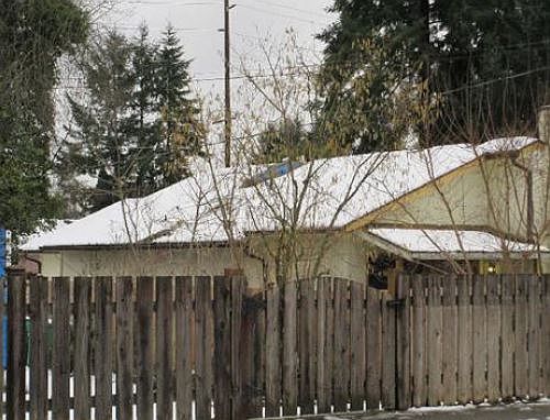3rd image of 1204 Puget St NE