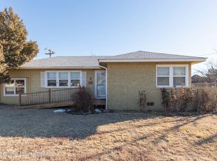501 Hurley Ave, Claude, TX 79019