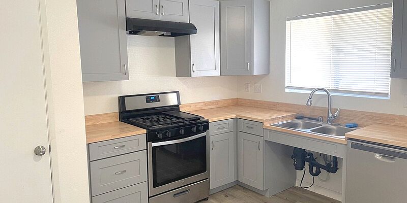 1st image of 524 East Ave #Q-12-3