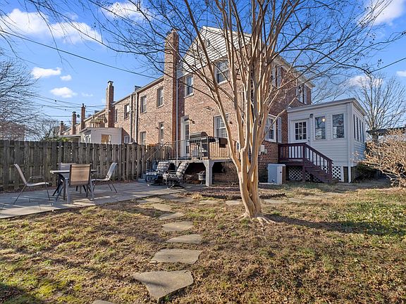 Huge rear yard and patio
