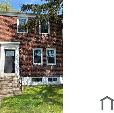 2925 Liberty Pkwy — Photo 2