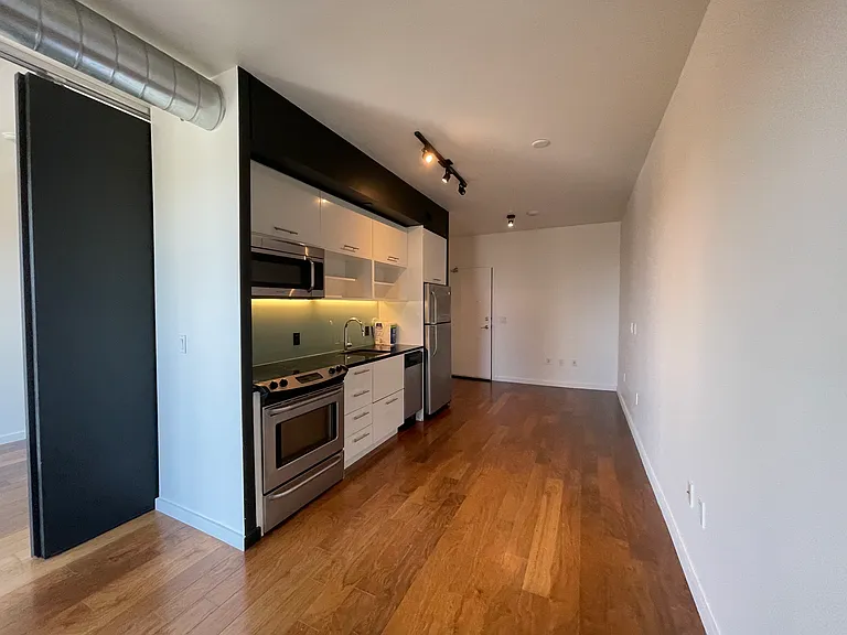 1 Shaw St #1129 — Photo 8