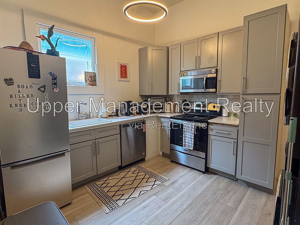 1st image of 7214 Oak St