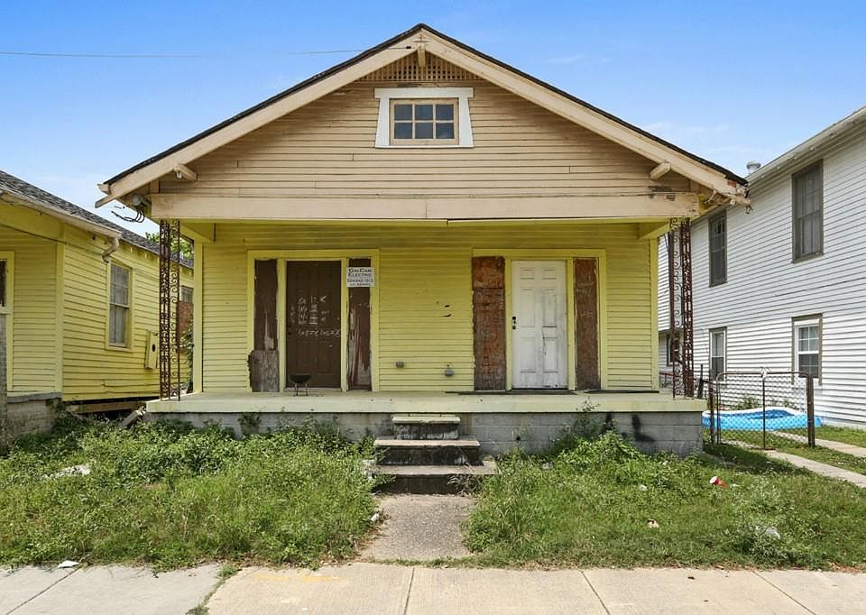 1st image of 1812-14 Desire St