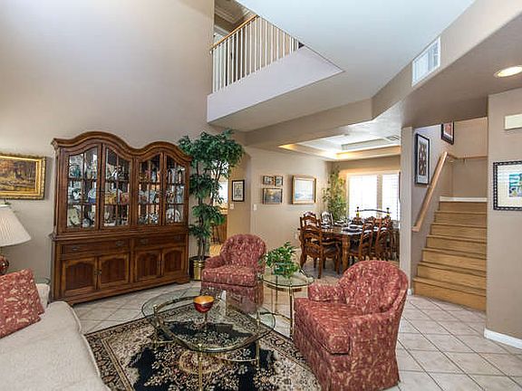 4th image of 8316 Chelsea Ln