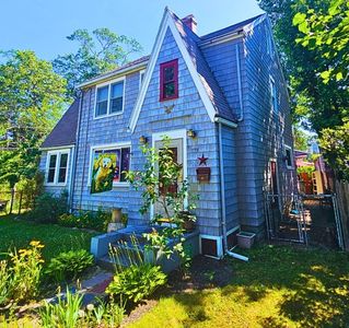 779 Dickinson St, Springfield, MA, 01108