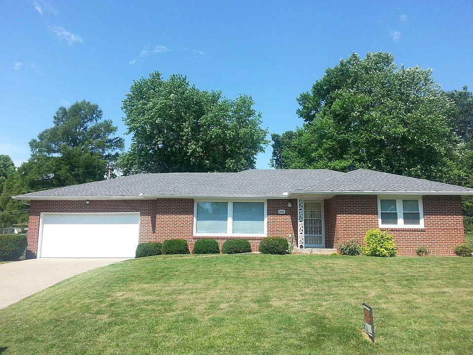1st image of 3502 W Lantern Ln