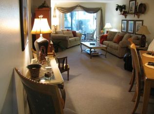 831 Maple Ct APT 101, Dunedin, FL 34698