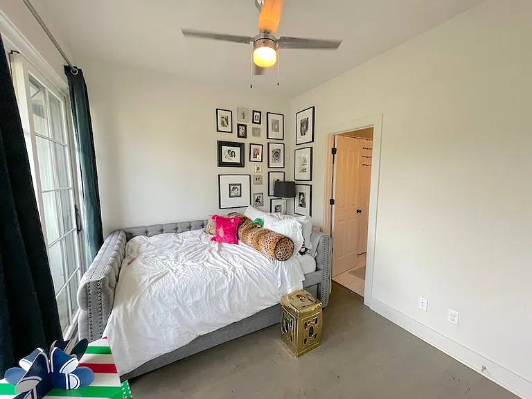 1212 E Broad St — Photo 28
