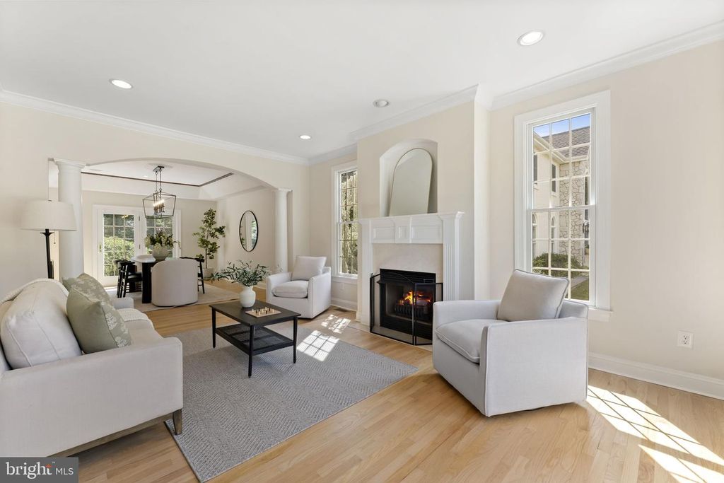 35 Stanwyck Rd, Mount Laurel, NJ - View 3