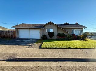 1820 Elm Dr, Santa Rosa, CA 95405