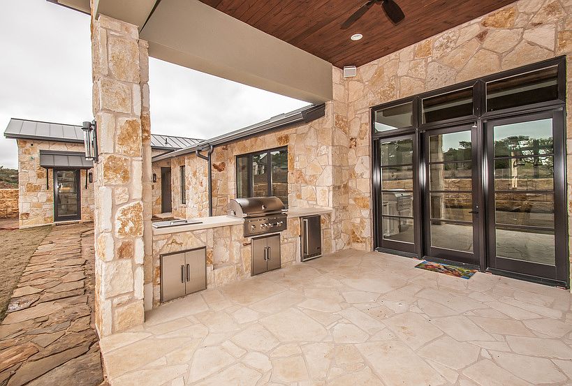 2nd image of 8324 Verde Mesa Cv