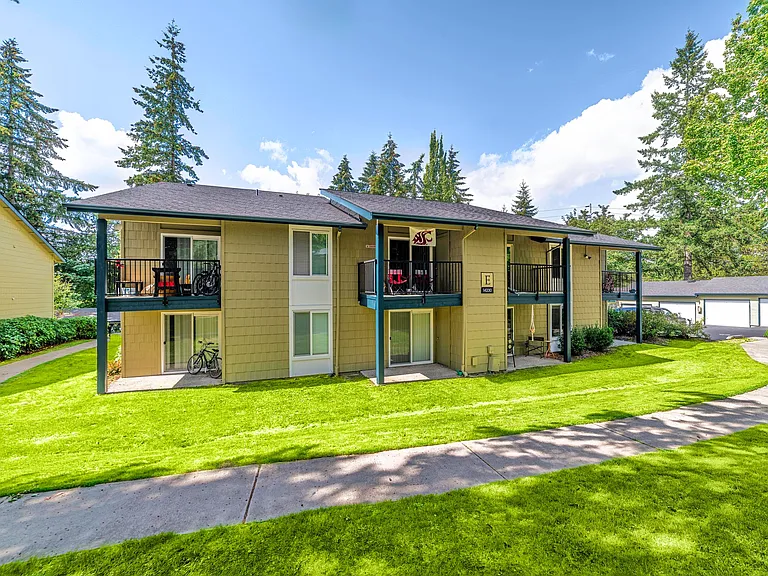 The Kamber Ridge Apartments — Photo 8