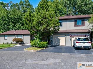 76 Letts Ct #167, Matawan, NJ 07747