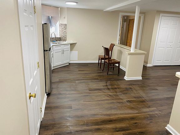 3rd image of 2154 E 34th St #1