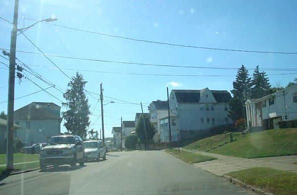 2nd image of 323 S Sherman St
