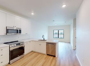 5100 S Rolling Green Ave #212, Sioux Falls, SD 57108