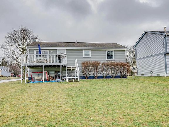 3rd image of 4105 Blue Coat Ln
