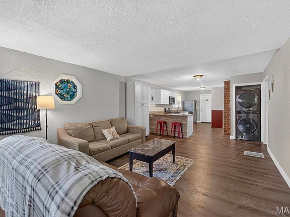 5th image of 119 N 30th St