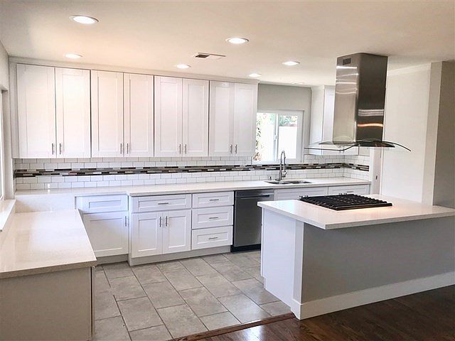NEW kitchen with quartz countertops and cabinets