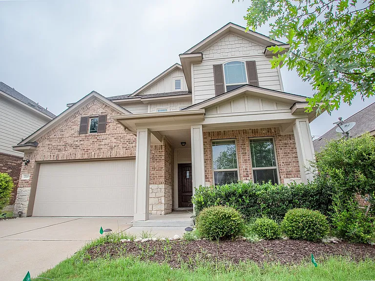 2700 Auburn Chestnut Ln — Photo 3