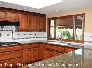 2595 Tunrif Ct, Vista, CA 92084