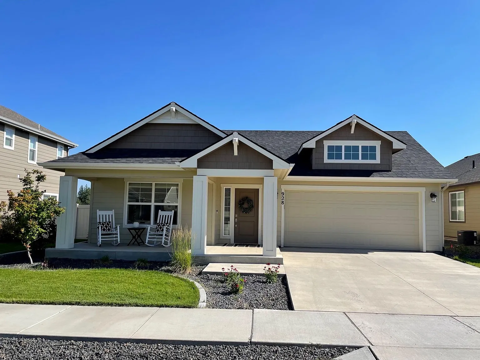 3 bed, 1809 sqft, $2,800 — Photo 1