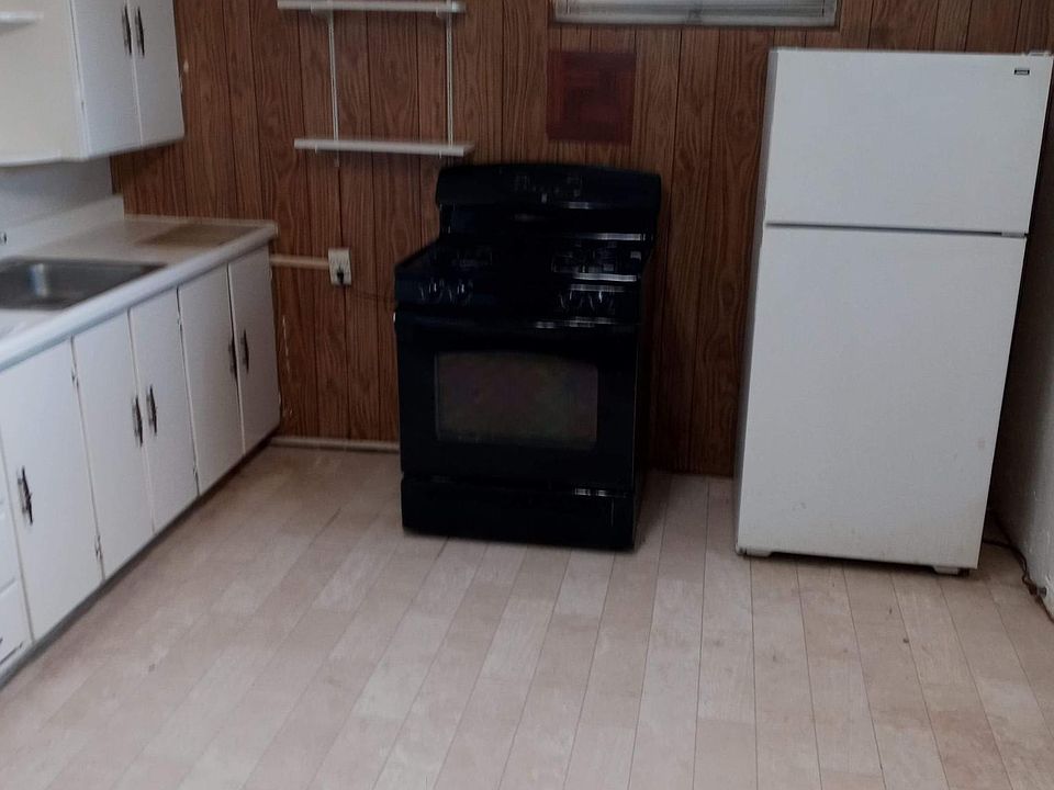 1st image of 1722 15th Ave #2
