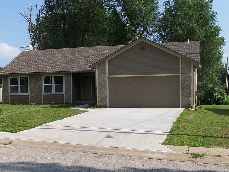 New Home - Tax rec reflects prior home on this huge lot