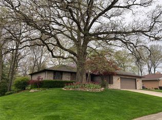 164 Pine Dale Dr, Swansea, IL