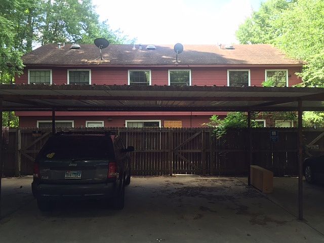 2nd image of 109 Birch St