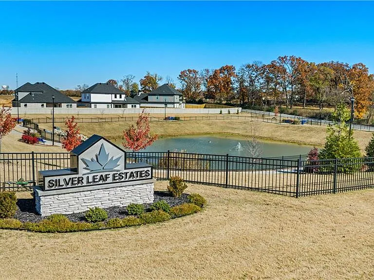 1810 Peacock Rd — Photo 27
