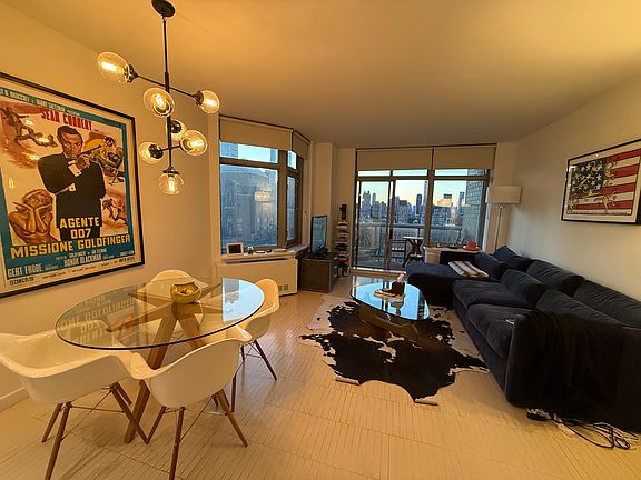 5th image of 188 E 64th St APT 2201