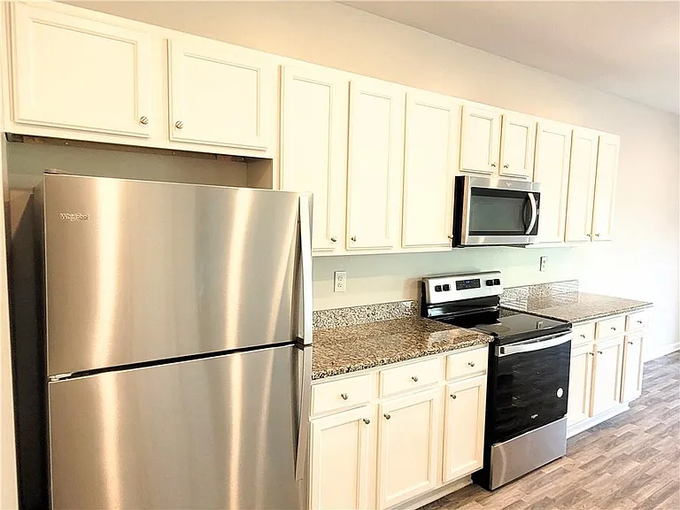 7934 Rudder Cir — Photo 15