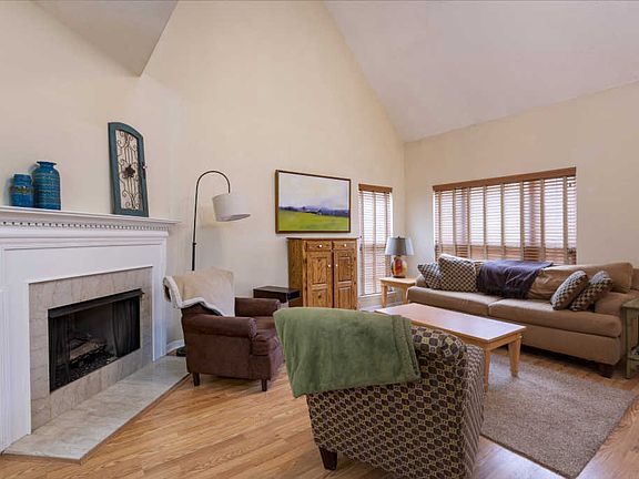 2nd image of 3137 Barksdale Harbor Dr