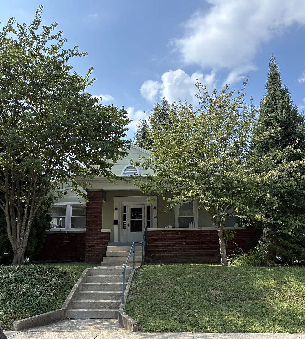 5 Bedroom, 2 Bath House - Available August 2027! — Photo 1