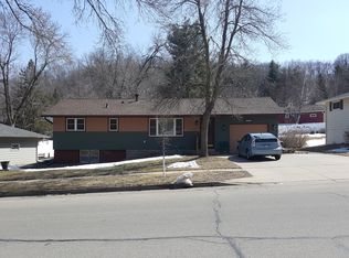 1235 Foursome St, Red Wing, MN 55066