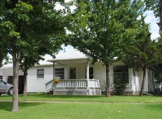 408 N 12th St, Independence, KS 67301