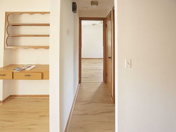 4th image of 736 Coit Ave NE #3