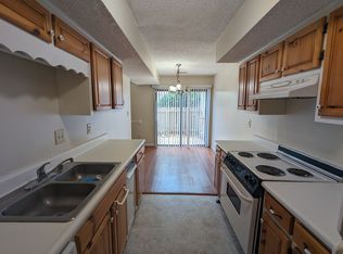 2225 Golf Rd SW APT 117, Huntsville, AL 35802