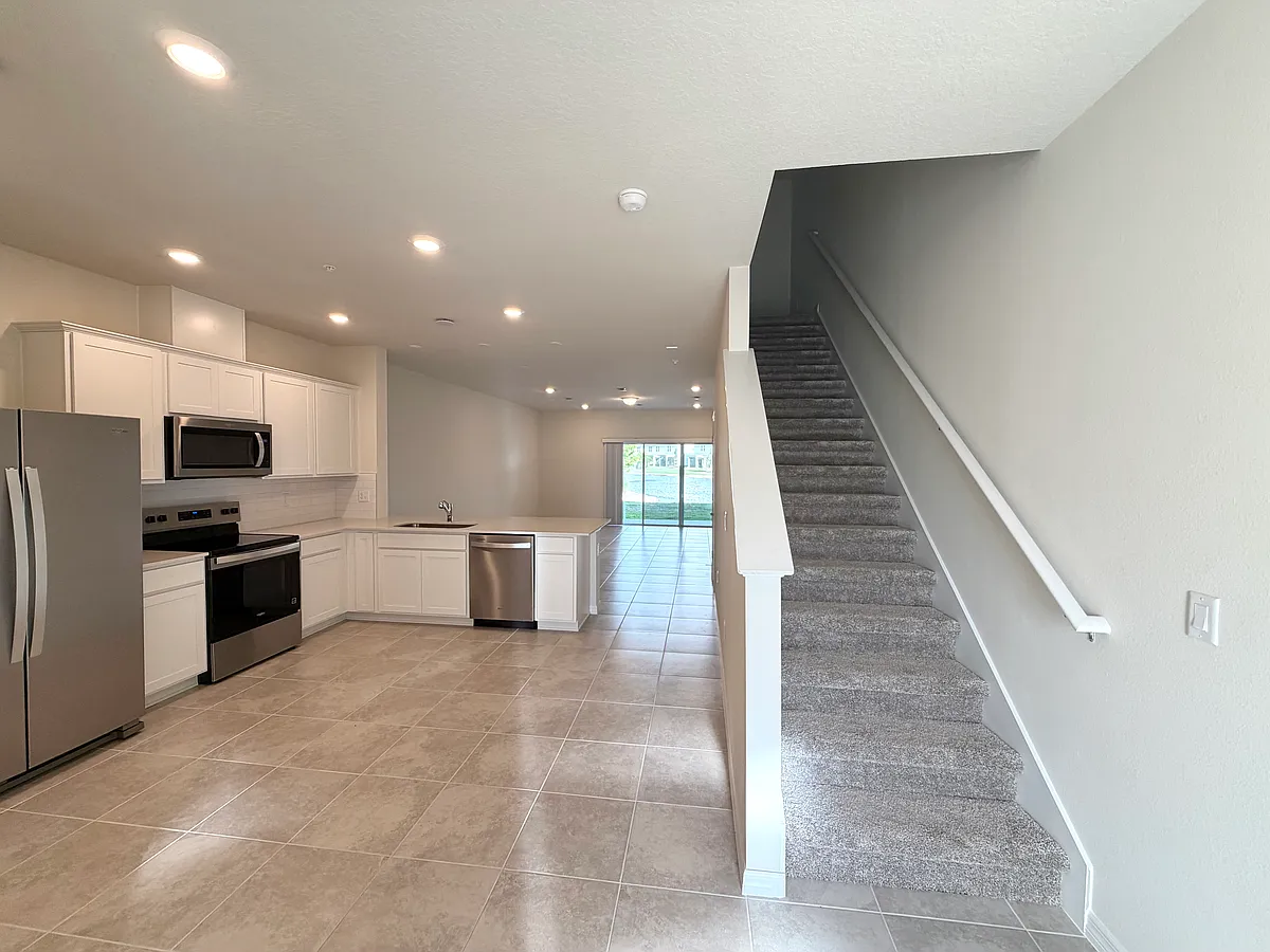 Gourmet Open-Concept Kitchen & Breakfast Bar - 461 Beryl Cv