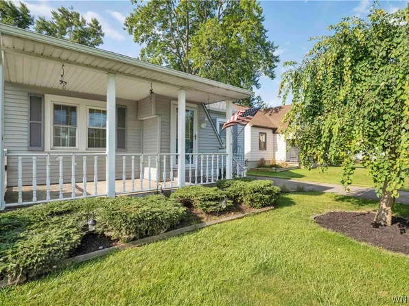 8435 Homestead Ave, Niagara Falls, NY 14304